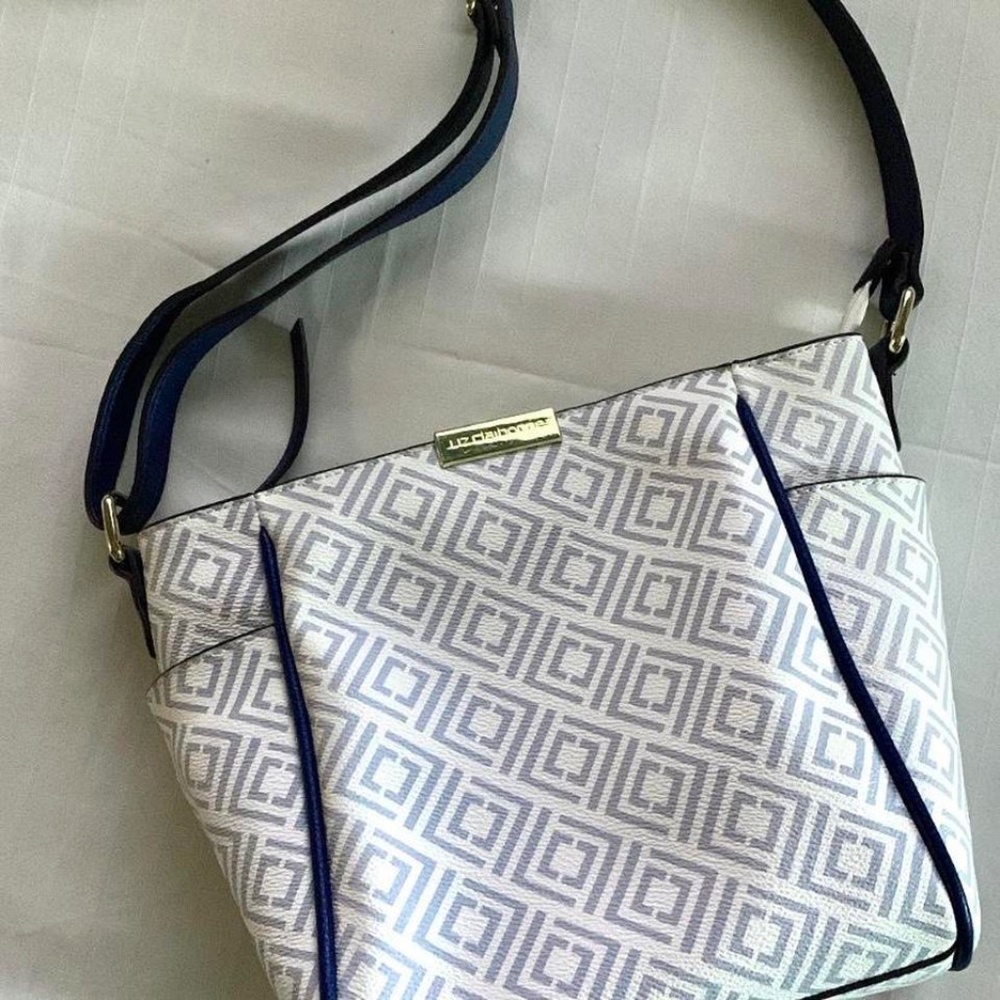 ♡ liz claiborne purse
